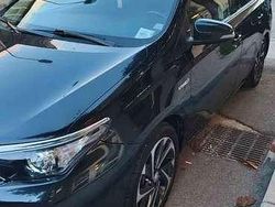 Usata 2015 Toyota Auris Hybrid Lounge Station wagon | 10.800 € (Buon prezzo)