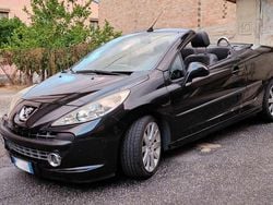 Nero Usata 2007 Peugeot 207 CC Cabrio | 4400 € (Buon prezzo)