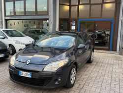 Grigio Usata 2009 Renault Mégane Tre volumi | 5990 € (Buon prezzo)