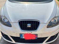 Bianco Usata 2010 Seat Altea Monovolume | 1300 € (Super prezzo)