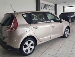 Beige Usata 2013 Renault Scénic III Monovolume | 3500 € (Ottimo prezzo)