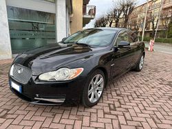 Nero Usata 2011 Jaguar XF Premium Luxury Tre volumi | 8000 € (Buon prezzo)