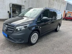 Nero Usata 2022 Mercedes Vito Monovolume | 32.390 € (Buon prezzo)