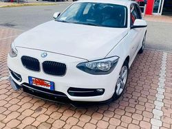 Usata 2013 BMW 116 Sport Line Due volumi | 8900 € (Buon prezzo)
