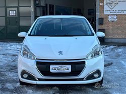 Bianco Usata 2016 Peugeot 208 Allure Due volumi | 6500 € (Buon prezzo)
