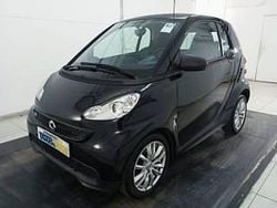 Bianco metallizzato Usata 2012 Audi A1 Ambition Due volumi | 7970 € (Buon prezzo)