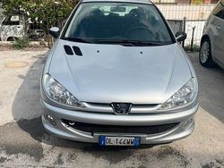 Grigio Usata 2007 Peugeot 206 Due volumi | 1550 €