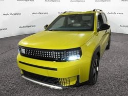 Giallo Nuova 2025 Fiat Grande Panda La Prima Due volumi | 21.900 € (Buon prezzo)