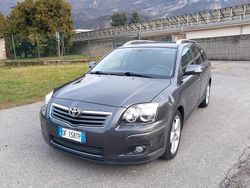 Grigio Usata 2007 Toyota Avensis Station wagon | 4500 € (Cara)