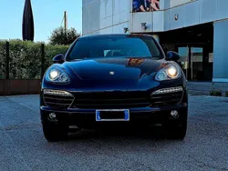 Usata 2012 Porsche Cayenne SUV | 16.000 € (Super prezzo)