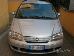 Grigio Usata 2006 Fiat Idea Emotion Monovolume | 2500 € (Cara)