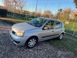 Grigio Usata 2008 Renault Clio II Tre volumi | 2000 € (Super prezzo)