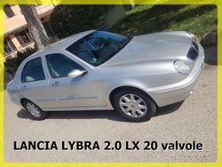 Grigio Usata 2000 Lancia Lybra Tre volumi | 4500 € (Molto cara)