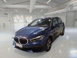 Blu Usata 2023 BMW 118 Advantage Due volumi | 27.900 € (Buon prezzo)