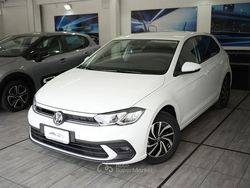 Bianco Nuova 2025 VW Polo Edition Tre volumi | 18.990 € (Super prezzo)