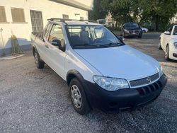Bianco Usata 2010 Fiat Strada Pick-up | 8885 €