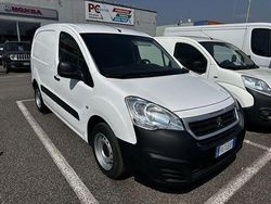 Bianco Usata 2017 Peugeot Partner Monovolume | 8200 €
