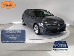Grigio scuro Usata 2025 VW Golf VIII Tre volumi | 31.950 € (Buon prezzo)