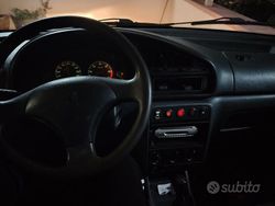 Usata 1999 Peugeot Partner Monovolume | 1200 €