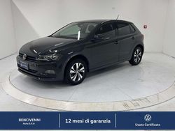 Grigio Usata 2021 VW Polo Comfortline Tre volumi | 15.800 € (Buon prezzo)