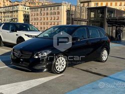 Nero Usata 2015 Mercedes B180 Executive Monovolume | 10.890 € (Buon prezzo)