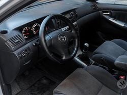 Grigio Usata 2003 Toyota Corolla Tre volumi | 2800 €