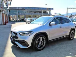 Argento Usata 2020 Mercedes GLA220 Premium SUV | 33.500 € (Buon prezzo)