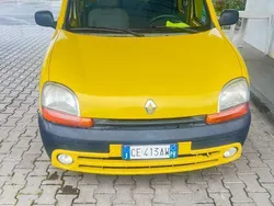 Giallo Usata 2003 Renault Kangoo Privilege Monovolume | 3000 € (Molto cara)