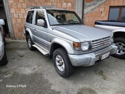 Grigio Usata 1997 Mitsubishi Pajero Top SUV | 7500 € (Buon prezzo)