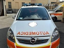 Bianco Usata 2014 Opel Zafira Monovolume | 10.500 €