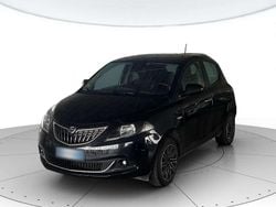 Nero vulcano Usata 2022 Lancia Ypsilon Gold Due volumi | 12.900 € (Buon prezzo)