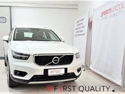 Bianco Usata 2018 Volvo XC40 Momentum SUV | 23.900 € (Molto cara)