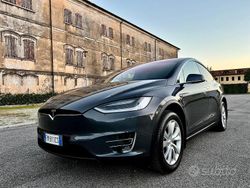 Grigio Usata 2017 Tesla Model X SUV | 31.000 € (Cara)