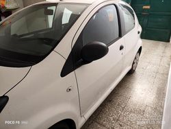 Bianco Usata 2014 Toyota Aygo Due volumi | 6700 € (Buon prezzo)