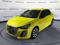 Giallo Nuova 2025 Peugeot 208 Style Due volumi | 16.900 € (Buon prezzo)
