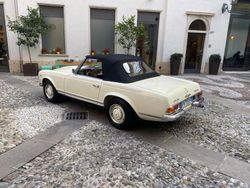 Beige Usata 1967 Mercedes 250 Cabrio | 110.000 €