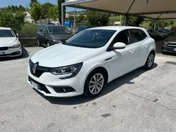Bianco Usata 2016 Renault Mégane IV Tre volumi | 6500 € (Ottimo prezzo)