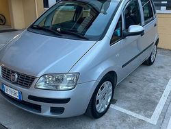 Grigio Usata 2012 Fiat Idea Monovolume | 2999 €