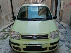 Giallo Usata 2006 Fiat Panda Due volumi | 2500 € (Ottimo prezzo)