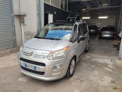 Grigio Usata 2009 Citroën C3 Picasso Exclusive Monovolume | 3000 € (Buon prezzo)