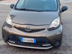 Usata 2013 Toyota Aygo Due volumi | 3800 €