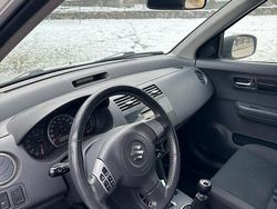 Grigio Usata 2006 Suzuki Swift Due volumi | 1500 €