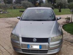 Usata 2005 Fiat Stilo Tre volumi | 2000 € (Buon prezzo)