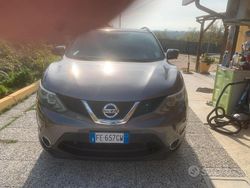 Grigio Usata 2016 Nissan Qashqai N-Connecta SUV | 9900 € (Ottimo prezzo)