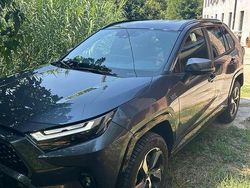 Grigio Usata 2024 Toyota RAV4 Hybrid SUV | 46.100 € (Cara)