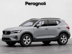 Grigio Nuova 2025 Volvo XC40 SUV | 32.800 € (Buon prezzo)