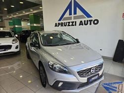 Usata 2014 Volvo V40 Momentum SUV | 9500 € (Buon prezzo)