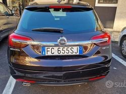 Marrone Usata 2016 Opel Insignia Tre volumi | 4800 € (Buon prezzo)