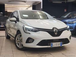 Bianco Usata 2022 Renault Clio V Intens Tre volumi | 13.990 € (Buon prezzo)