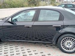 Nero Usata 2007 Alfa Romeo 159 Tre volumi | 1500 € (Buon prezzo)